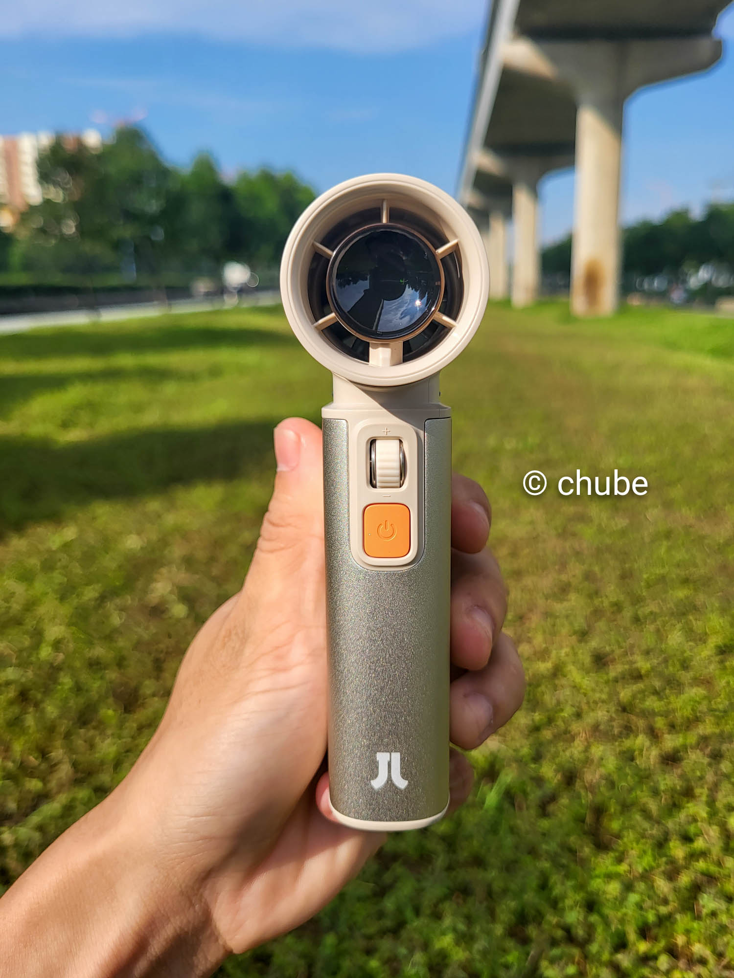 Hình ảnh sản phẩm hoặc vật thể chưa xác định - chụp ngày 04/10/2024