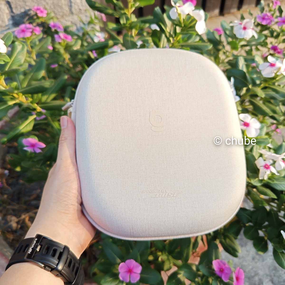 hộp tai màu trắng siêu đẹp của Baseus XH1