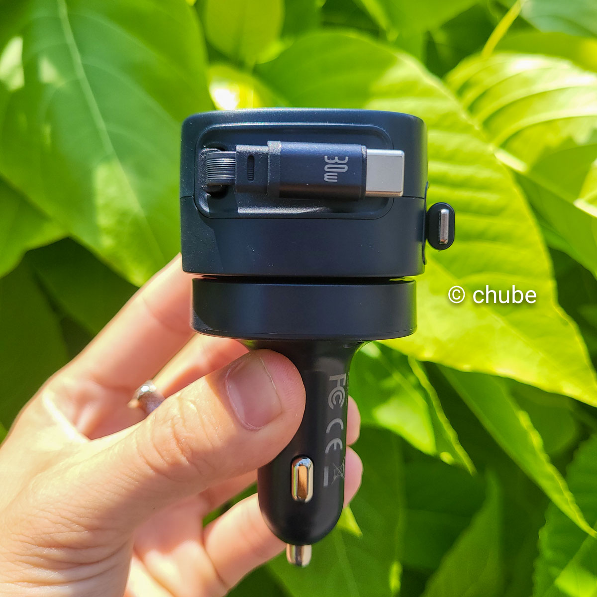 Dây sạc Type C tự thu gọn trên tẩu sạc Baseus Enjoyment Max