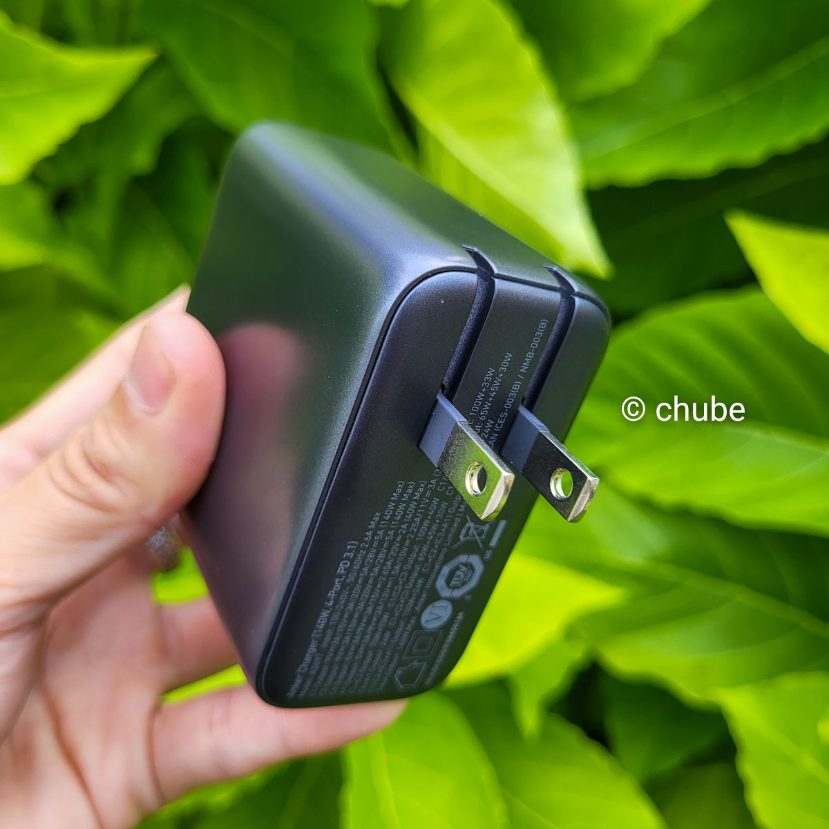 Ảnh tổng quan củ sạc nhanh ANKER Zolo 140W - góc nghiêng