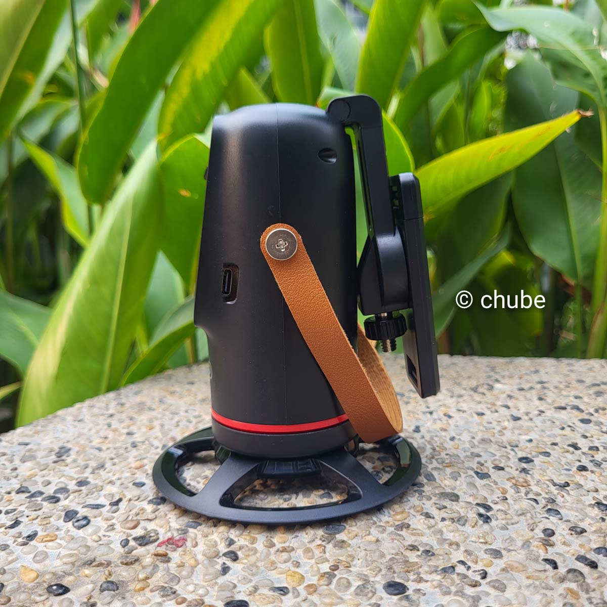 Chi tiết thân máy gimbal XO SS20 hỗ trợ quay video linh hoạt
