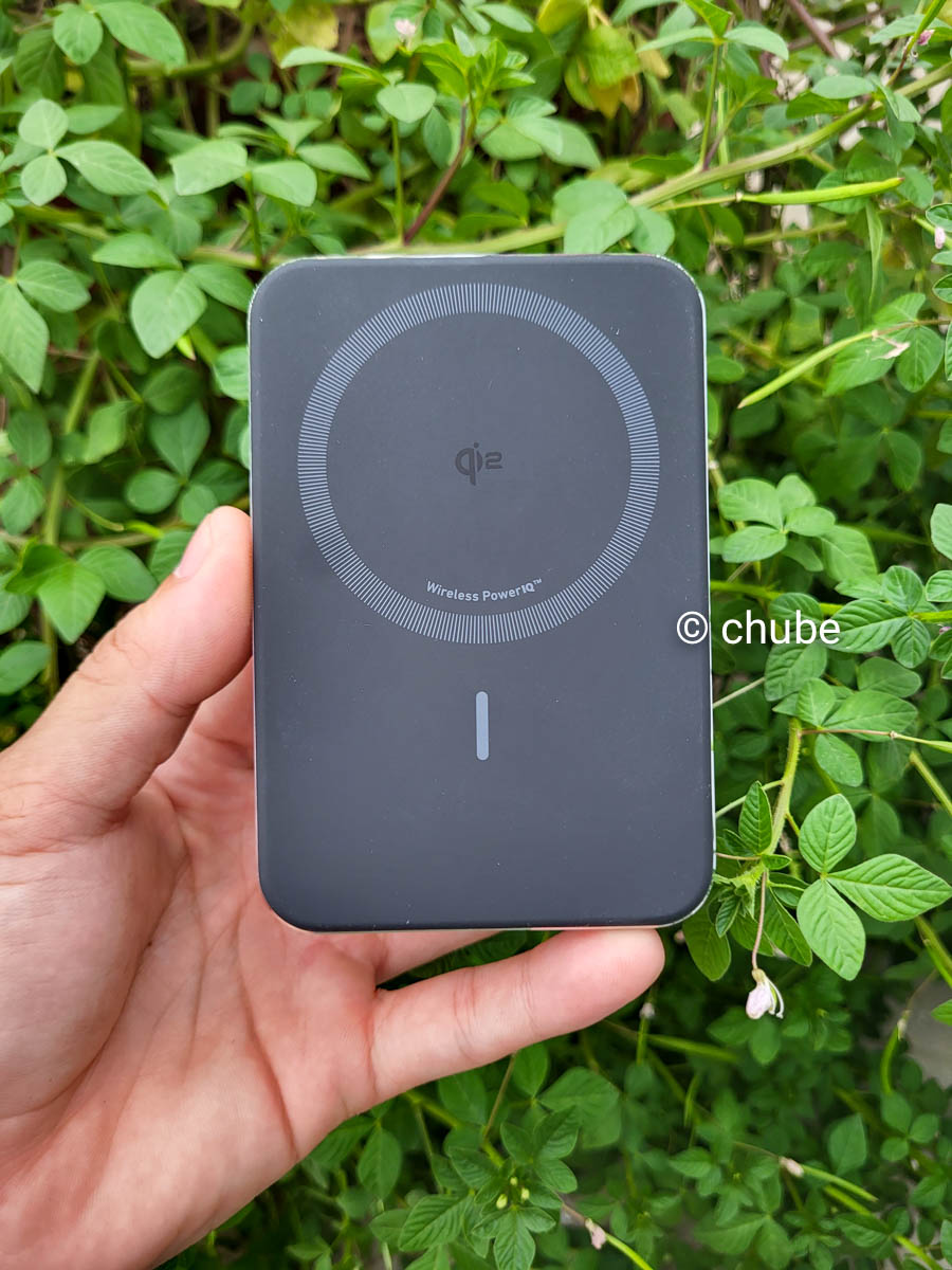 Anker MagGo A1664 10000mAh Qi2 - thiết kế mặt sau
