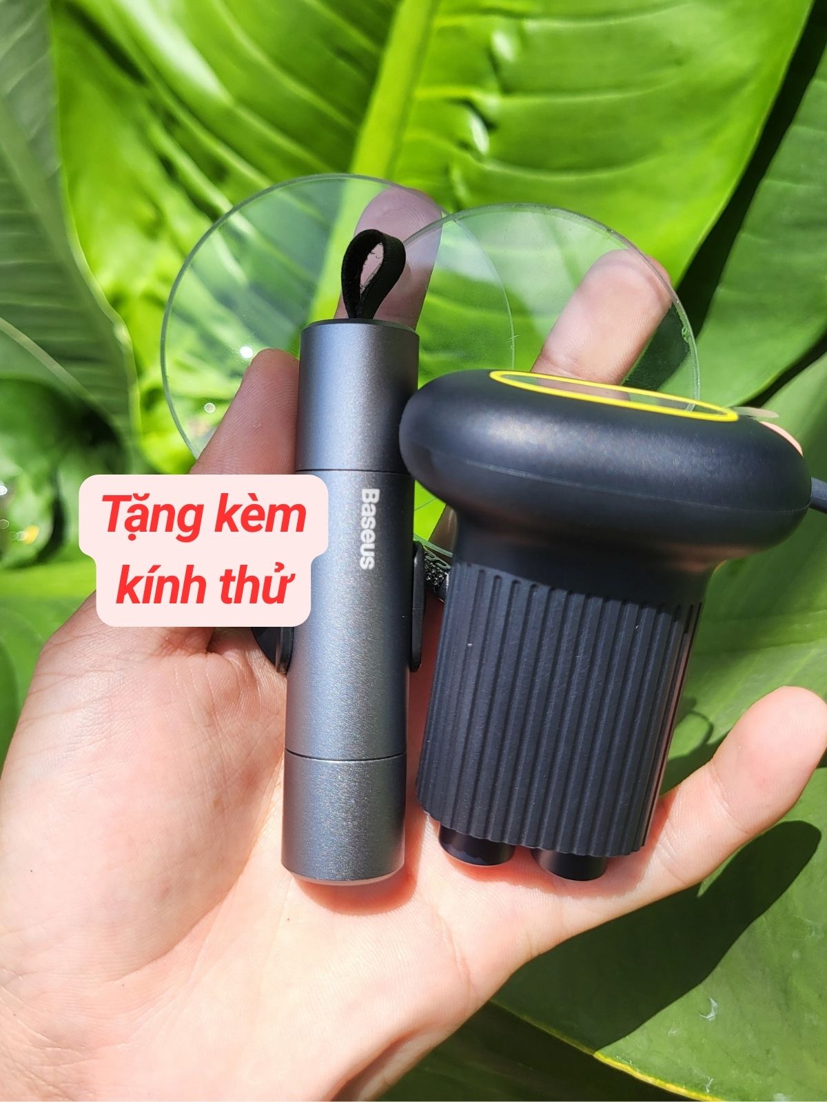 Búa thoát hiểm phá kính ô tô Baseus - thiết kế nhỏ gọn, cầm chắc tay