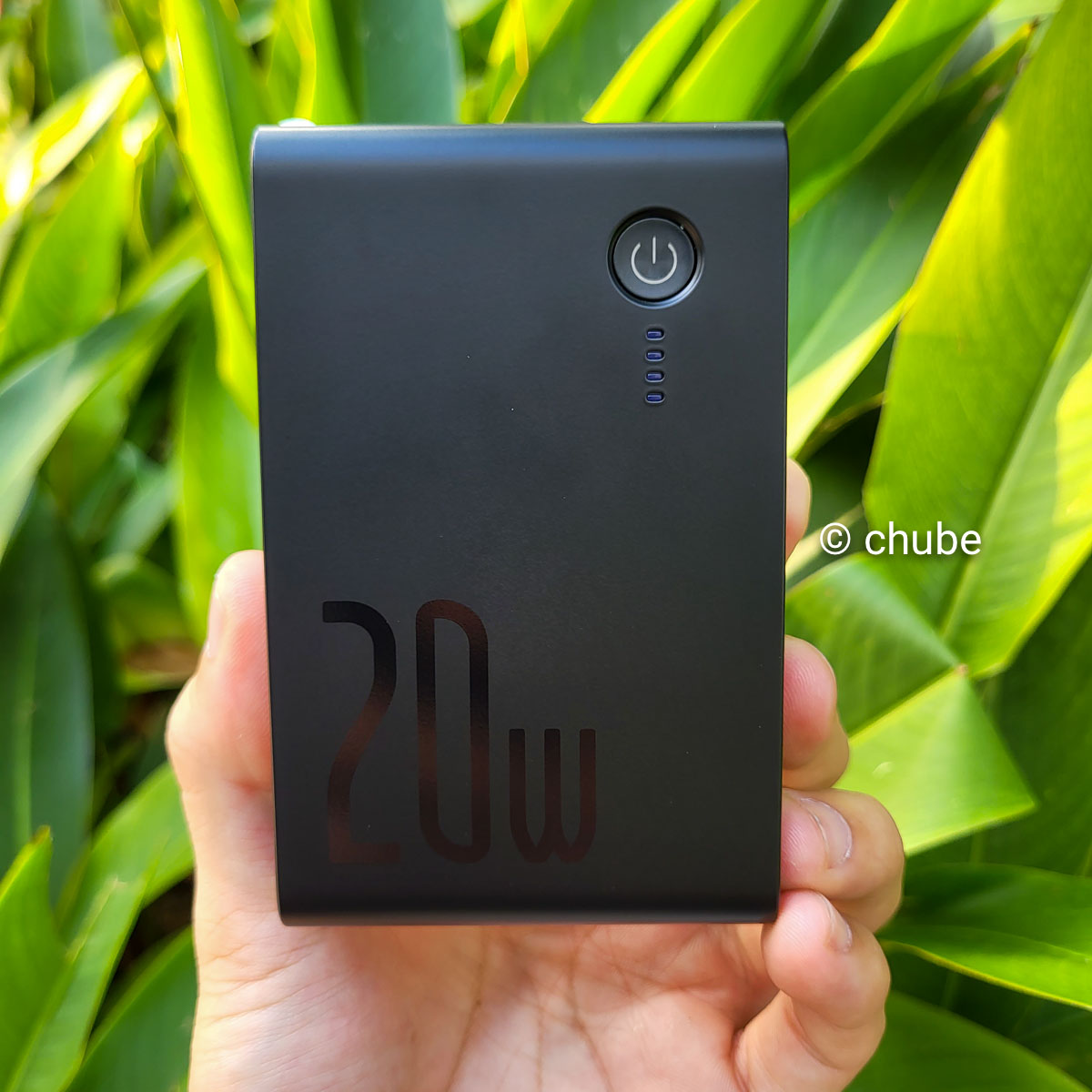 Cốc sạc nhanh kiêm pin sạc dự phòng Baseus 10000mAh 20W - góc nghiêng