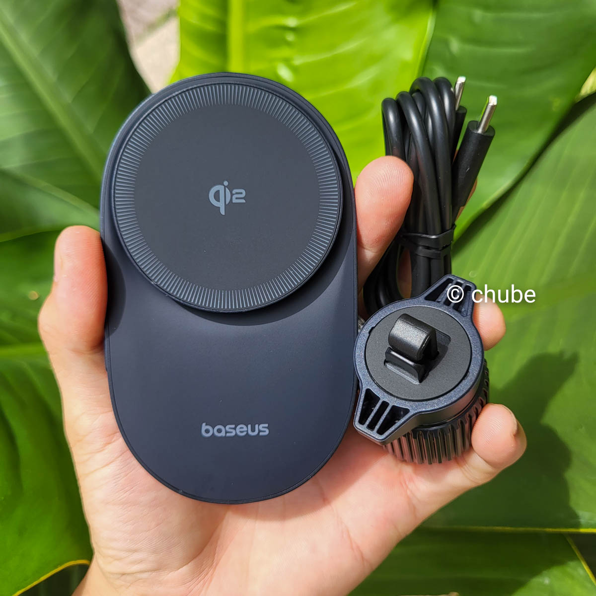 Giá đỡ sạc không dây từ tính Baseus VC1 Pro - toàn bộ phụ kiện kèm theo trong hộp