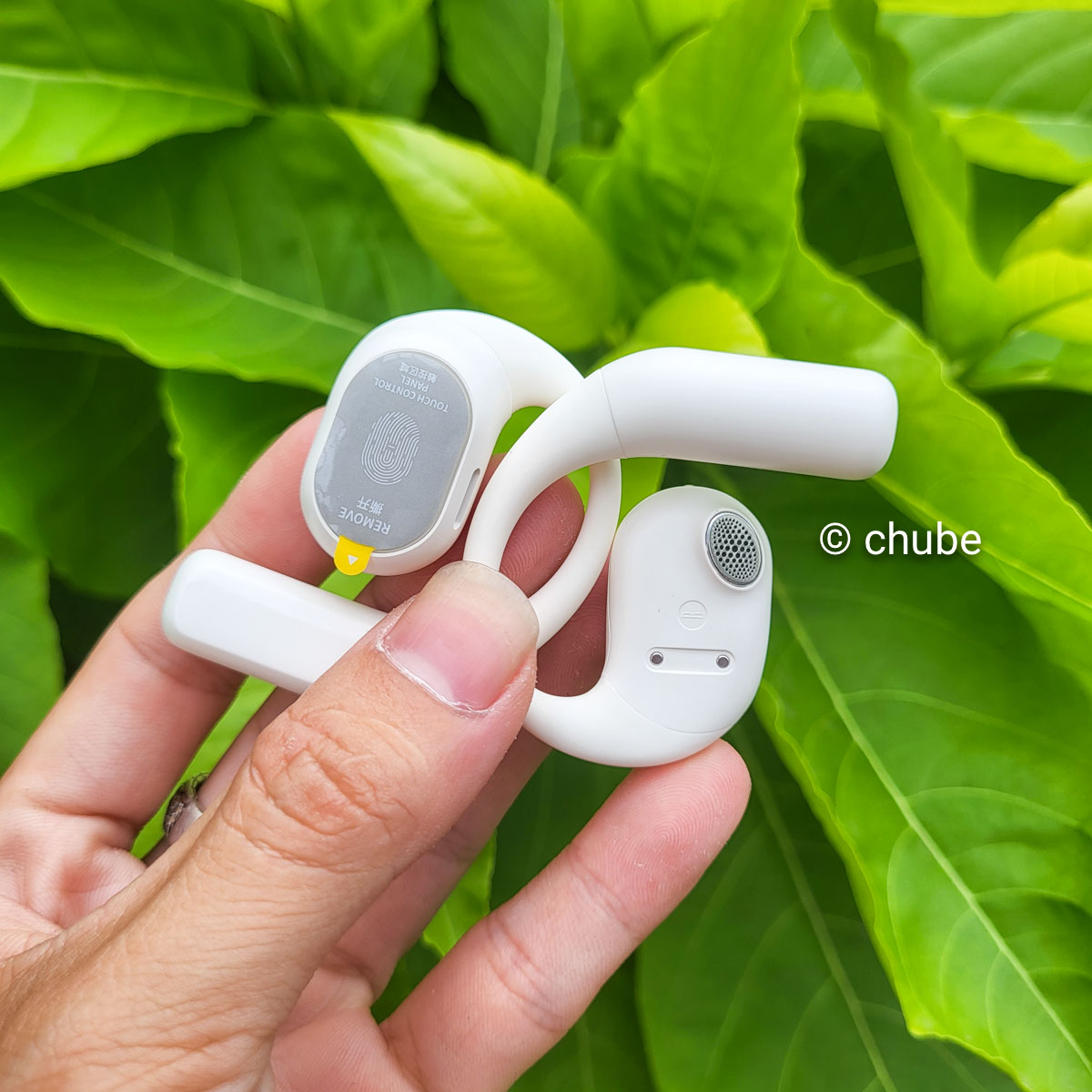 Tai nghe Baseus Eli 10i Fit Open Ear - thiết kế gọn nhẹ, ôm sát tai