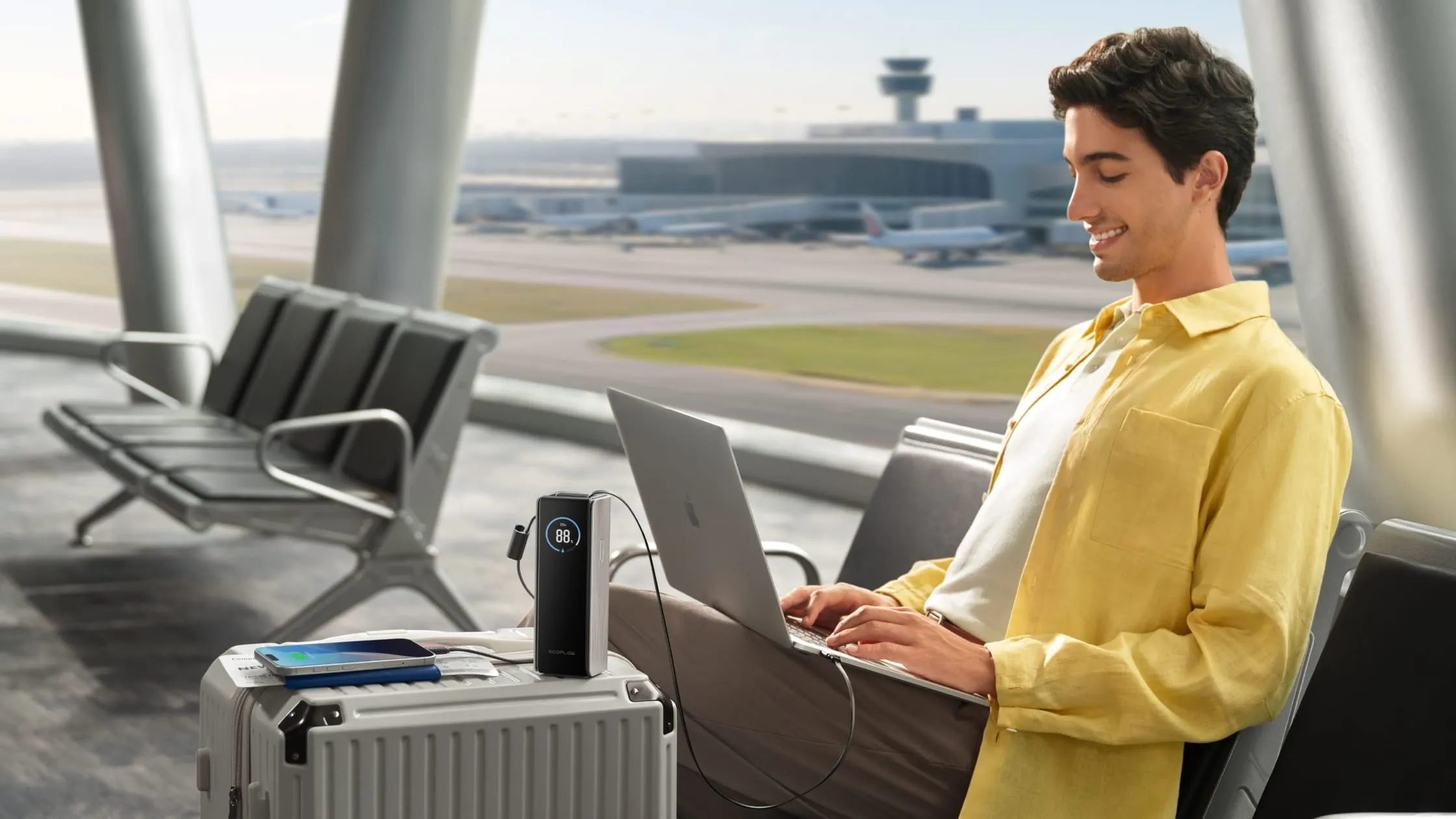 Sạc đồng thời bốn thiết bị với pin dự phòng đa năng EcoFlow RAPID