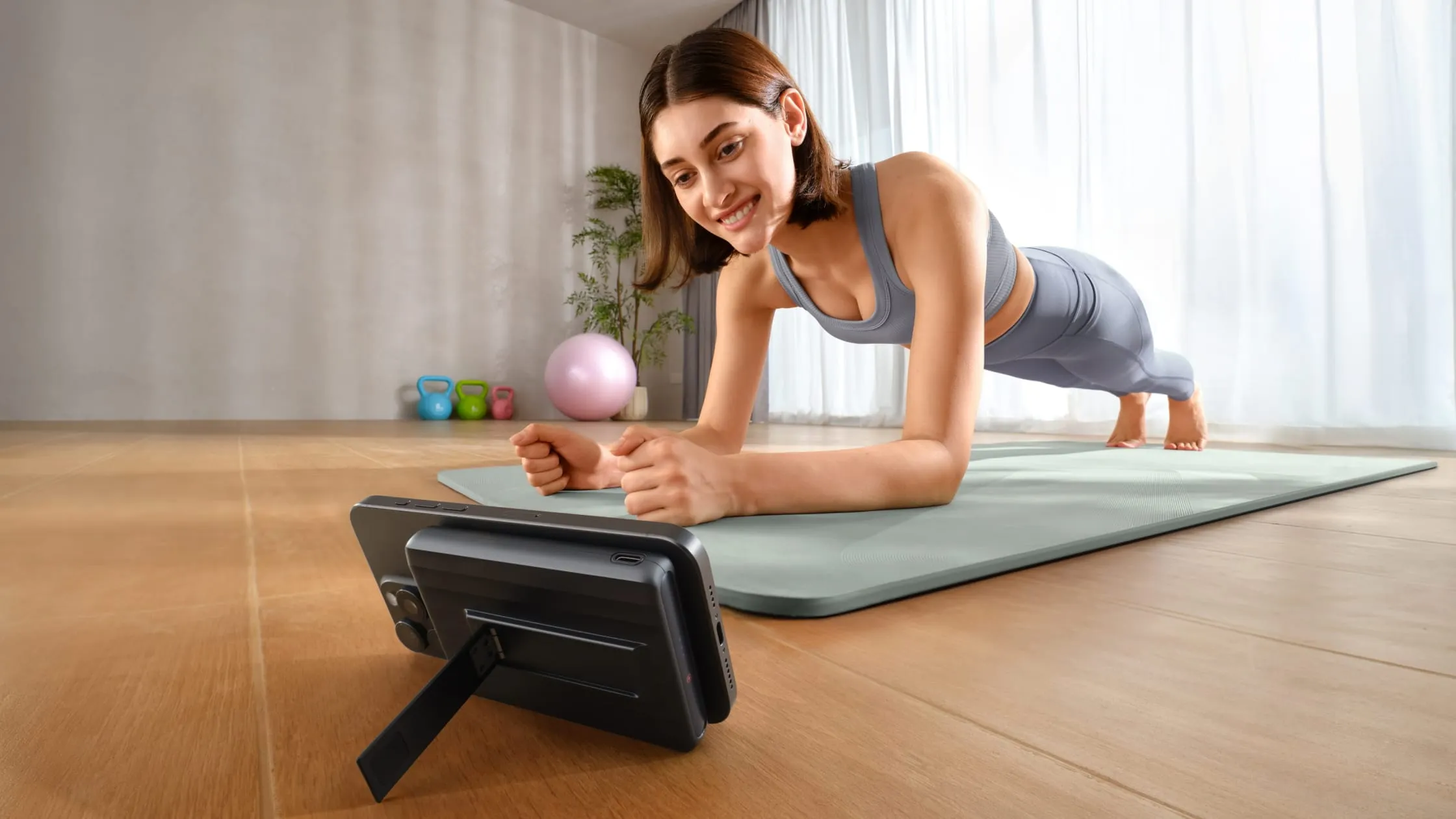 Pin dự phòng từ tính EcoFlow Mag Qi1 hỗ trợ sạc không dây MagSafe