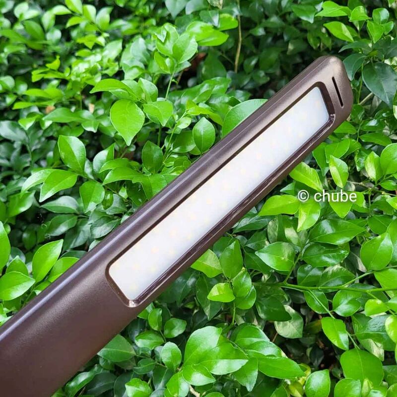 Đèn LED để bàn MoToM GS1701 – điều chỉnh độ sáng linh hoạt