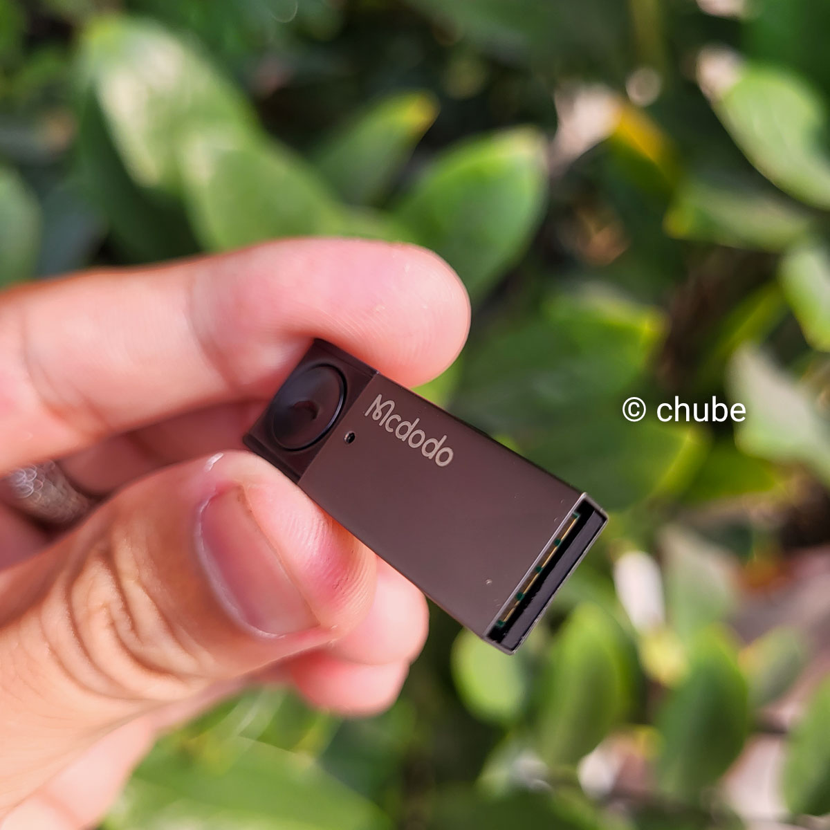 USB Bluetooth ô tô Mcdodo Port Go – chi tiết thiết kế sản phẩm